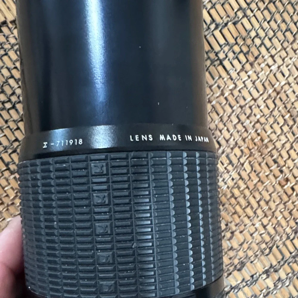 Sigma Beauty Sleek Black Camera Lens